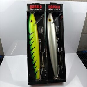 2 NEW RAPALA GIANT‎ FISHING LURE DISPLAYS SILVER MINNOW & FIRE TIGER  🎣